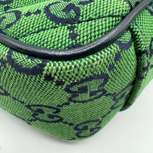 Gucci GG Canvas Small Marmont Matelassê Shoulder bag. - Picture 7 of 15